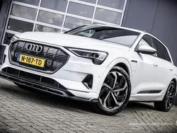 Wit, metallic lak Gebruikt 2021 Audi e-tron Advanced Plus SUV | € 32.330