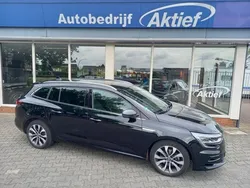 Zwart Gebruikt 2021 Renault Mégane GrandTour Edition One Stationwagen | € 21.950 (Iets duurder)