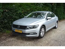 Grijs Gebruikt 2017 VW Passat Highline Sedan | € 12.995 (Super prijs)