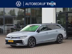 Zilver Gebruikt 2025 VW Passat R-line Edition Stationwagen | € 59.950