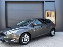Grijs Gebruikt 2016 Ford Focus Titanium Hatchback | € 8.450 (Goede deal)