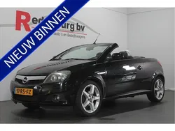 Zwart Gebruikt 2005 Opel Tigra Cosmo Cabriolet | € 3.445 (Duur)