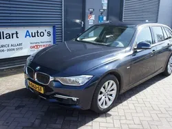 Blauw Gebruikt 2014 BMW 320 Luxury Line Stationwagen | € 17.950 (Duur)