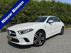 Wit Gebruikt 2020 Mercedes A250 Business Sedan | € 26.950 (Goede deal)