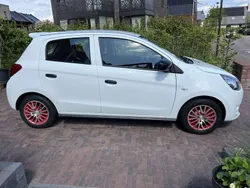 Wit Gebruikt 2015 Mitsubishi Space Star Hatchback | € 5.325 (Eerlijke prijs)