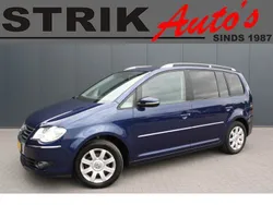 Blauw Gebruikt 2010 VW Touran Highline MPV | € 2.849