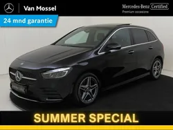 Zwart Gebruikt 2024 Mercedes B250 AMG line MPV | € 41.945 (Eerlijke prijs)