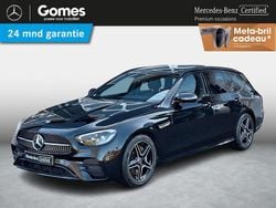 Zwart, metallic lak Gebruikt 2023 Mercedes E200 AMG Stationwagen | € 49.950 (Goede deal)