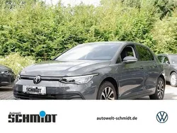 Grijs Gebruikt 2023 VW Golf VIII Active Sedan | € 29.943 (Goede deal)