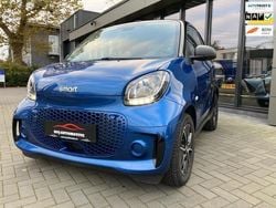 Blauw, metallic lak Gebruikt 2021 Smart ForTwo Electric Drive Cabriolet | € 12.499