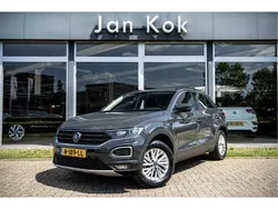 Grijs Gebruikt 2021 VW T-Roc Style SUV | € 20.900 (Eerlijke prijs)