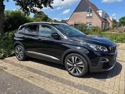Zwart Gebruikt 2019 Peugeot 3008 MPV | € 14.500 (Eerlijke prijs)