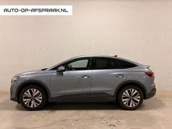 Blauw Gebruikt 2022 Audi Q4 Sportback e-tron Advanced SUV | € 28.999 (Super prijs)