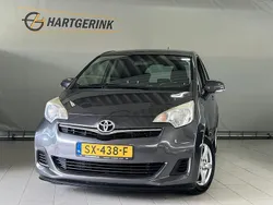 Grijs Gebruikt 2014 Toyota Verso-S Comfort MPV | € 9.725 (Eerlijke prijs)