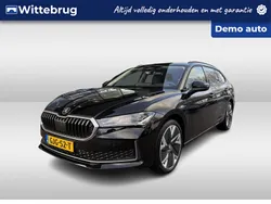 Zwart Gebruikt 2024 Skoda Superb First Edition Stationwagen | € 47.950