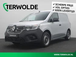Gris highland Gebruikt 2023 Renault Kangoo MPV | € 22.945 (Eerlijke prijs)