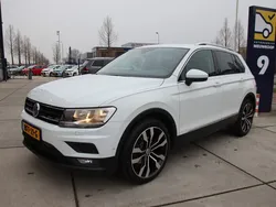 Wit Gebruikt 2017 VW Tiguan Comfortline SUV | € 23.948 (Eerlijke prijs)
