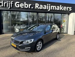 Grijs Gebruikt 2016 Volvo V60 Momentum Stationwagen | € 6.900 (Eerlijke prijs)