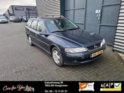 Blauw Gebruikt 2002 Opel Vectra Business Stationwagen | € 899