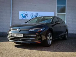 Zwart Gebruikt 2025 VW Passat Business Stationwagen | € 42.900