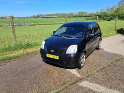 Zwart Gebruikt 2005 Kia Picanto LX Hatchback | € 900 (Iets duurder)