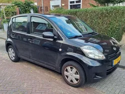 Zwart Gebruikt 2009 Daihatsu Sirion Hatchback | € 650 (Goede deal)