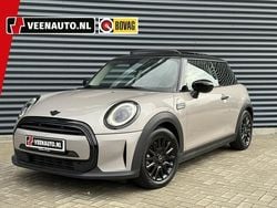 Grijs Gebruikt 2022 Mini Cooper Hatchback | € 27.945 (Duur)