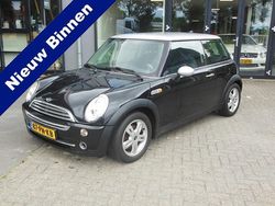 Zwart Gebruikt 2004 Mini ONE Pepper Hatchback | € 1.750 (Duur)