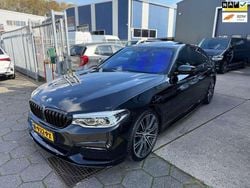 Zwart Gebruikt 2018 BMW 530e Executive Sedan | € 30.146