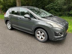Grijs Gebruikt 2016 Peugeot 3008 Allure MPV | € 5.450