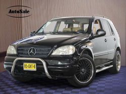 Zwart Gebruikt 1998 Mercedes ML320 SUV | € 3.341 (Eerlijke prijs)