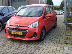 Rood Gebruikt 2019 Hyundai i10 Comfort Hatchback | € 9.875 (Goede deal)