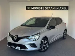 Hatchback Gebruikt 2023 Renault Clio V Evolution Hatchback | € 15.450 (Goede deal)