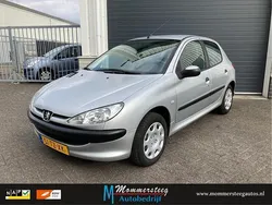Grijs Gebruikt 2007 Peugeot 206 Hatchback | € 2.690 (Eerlijke prijs)