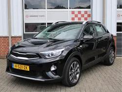 Zwart Gebruikt 2020 Kia Stonic SUV | € 15.950 (Eerlijke prijs)