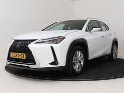 Sonic white (licht wit parelmoer) Gebruikt 2020 Lexus UX 300e Business Edition SUV | € 27.450