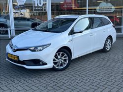 Wit Gebruikt 2016 Toyota Auris Touring Sports Stationwagen | € 14.799 (Iets duurder)
