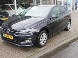 Zwart Gebruikt 2020 VW Polo Hatchback | € 17.950 (Eerlijke prijs)