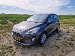 Grijs Gebruikt 2018 Ford Fiesta Titanium Hatchback | € 10.499 (Goede deal)