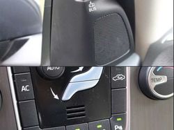 Grijs Gebruikt 2011 Volvo V60 Momentum Stationwagen | € 19.000