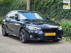 Zwart Gebruikt 2018 BMW 118 Executive Hatchback | € 15.950 (Eerlijke prijs)