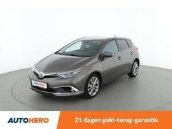 Grijs (metallic) Gebruikt 2016 Toyota Auris Touring Sports Executive Stationwagen | € 15.149 (Super prijs)