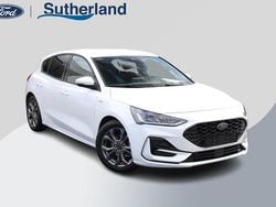 Wit Gebruikt 2023 Ford Focus ST-Line Hatchback | € 22.900 (Super prijs)