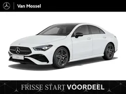 Wit Nieuw 2024 Mercedes CLA180 AMG line Sedan | € 52.312
