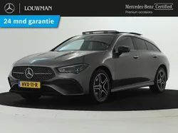 Berggrijs metaalkleur metallic Gebruikt 2024 Mercedes CLA250e Shooting Brake AMG Stationwagen | € 42.945 (Iets duurder)