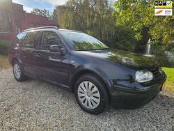 Zwart Gebruikt 2000 VW Golf IV Trendline Stationwagen | € 999 (Duur)