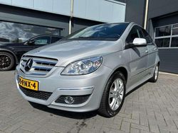 Grijs Gebruikt 2011 Mercedes B160 MPV | € 7.450 (Eerlijke prijs)