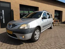 Grijs Gebruikt 2008 Dacia Logan MCV Lauréate MPV | € 1.450