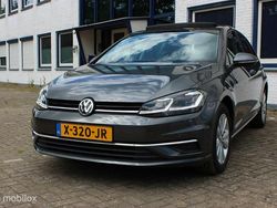 Grijs Gebruikt 2018 VW Golf VII Highline Hatchback | € 18.250 (Iets duurder)