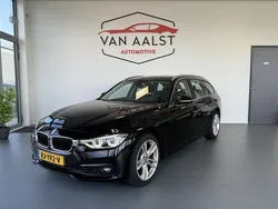 Zwart Gebruikt 2017 BMW 318 Executive Stationwagen | € 12.950 (Eerlijke prijs)